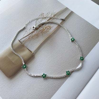 Emerald Flowers Necklace